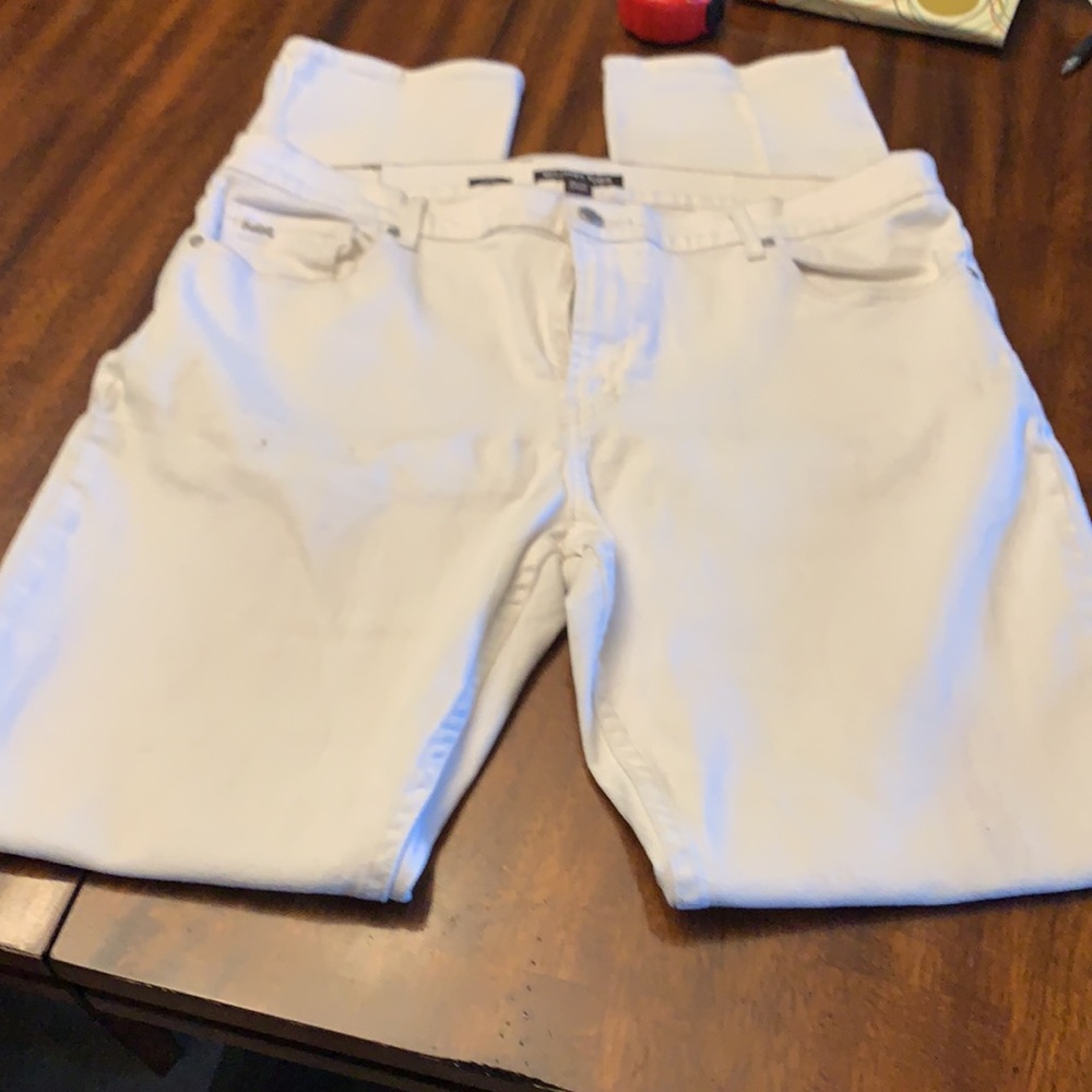 Michael kors slim fit Jeans for women. - Picture 2 of 15